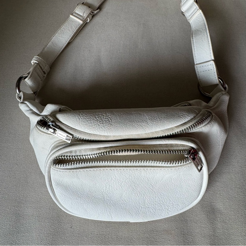 brandy melville white fanny pack